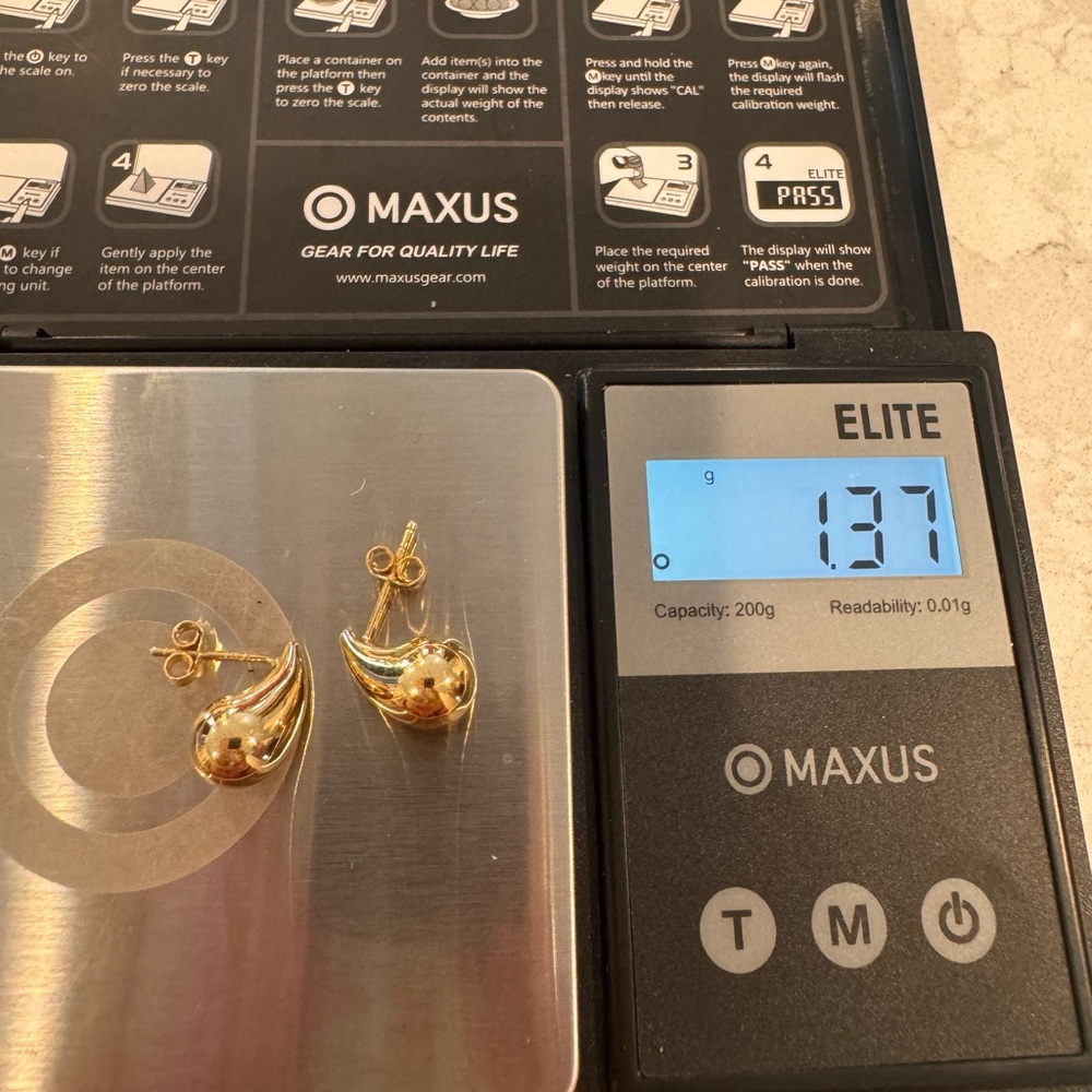 18K Real Gold Earrings - Picture 6 of 6